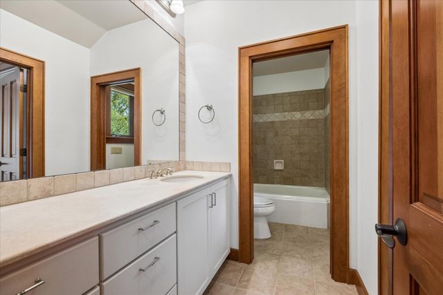 2501 Stratford DR, Austin, TX 78746