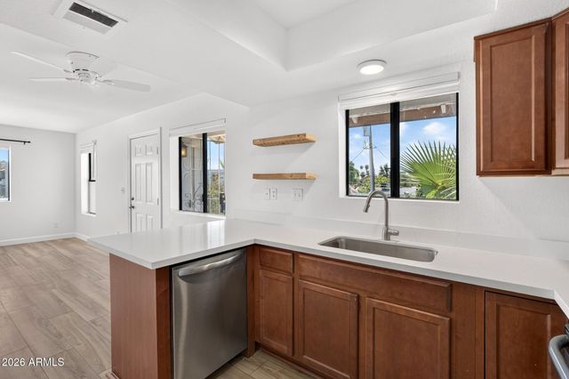 3635 N 37TH Street 12, Phoenix, AZ 85018