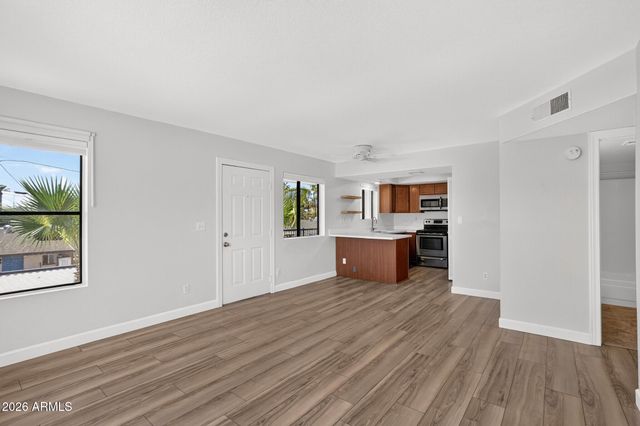 3635 N 37TH Street 12, Phoenix, AZ 85018
