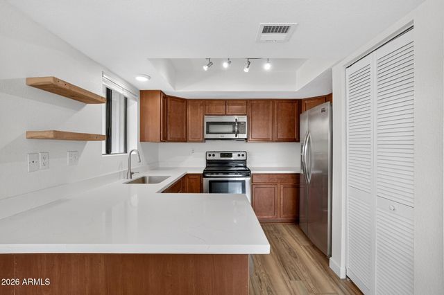 3635 N 37TH Street 12, Phoenix, AZ 85018