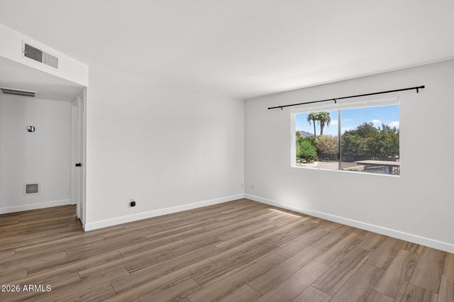 3635 N 37TH Street 12, Phoenix, AZ 85018