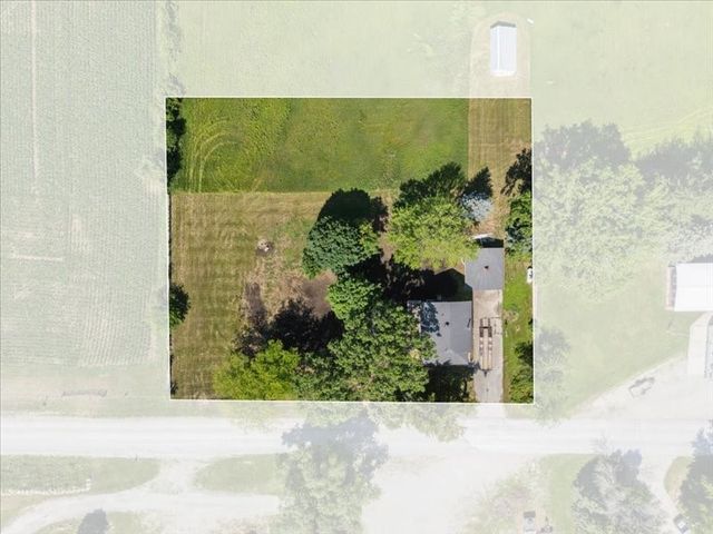 1663 Derby Avenue NW, Swisher, IA 52338