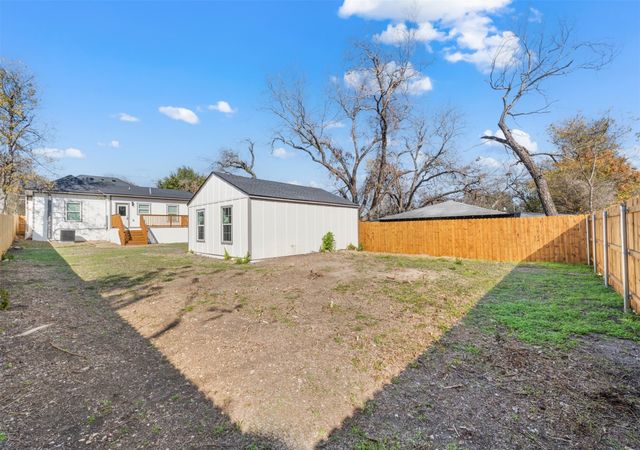 1714 Reuter Avenue, Waco, TX 76708
