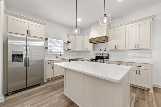 1714 Reuter Avenue, Waco, TX 76708