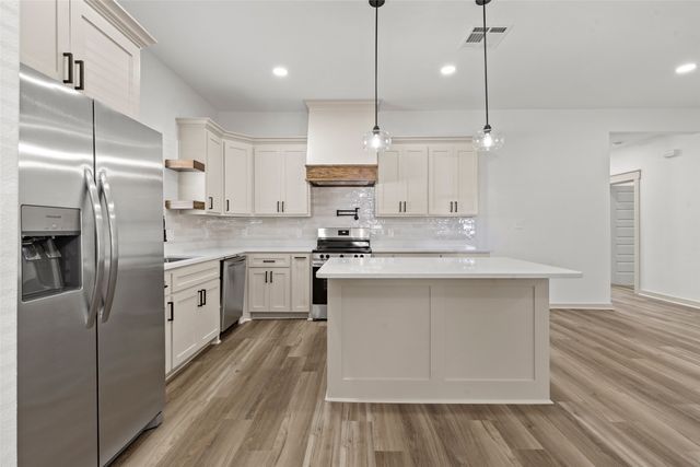 1714 Reuter Avenue, Waco, TX 76708