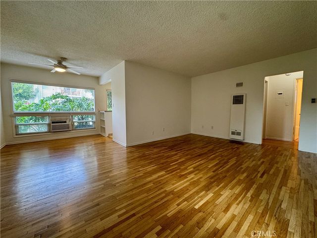 122 N Croft 4, Los Angeles, CA 90048