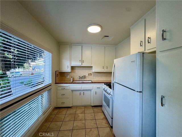 122 N Croft 4, Los Angeles, CA 90048