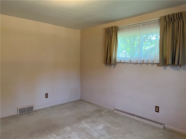 2971 Melvin Dr, Neshannock Twp, PA 16105