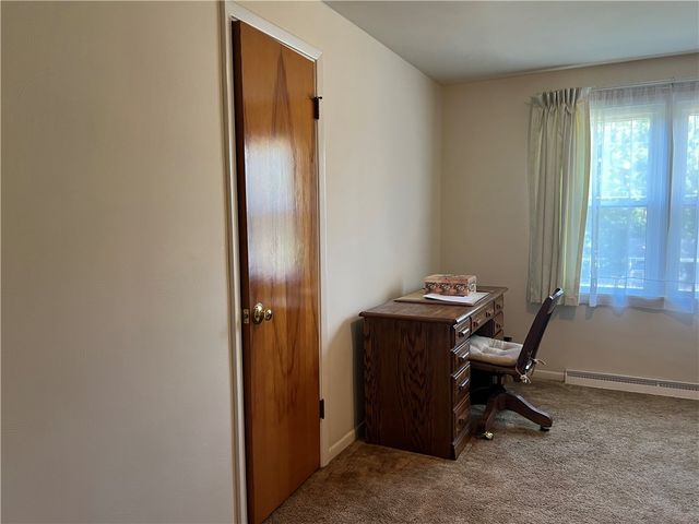 2971 Melvin Dr, Neshannock Twp, PA 16105