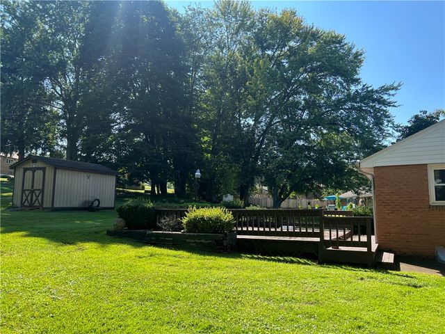 2971 Melvin Dr, Neshannock Twp, PA 16105