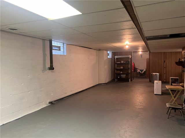 2971 Melvin Dr, Neshannock Twp, PA 16105