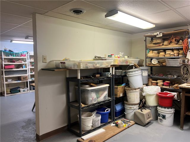 2971 Melvin Dr, Neshannock Twp, PA 16105