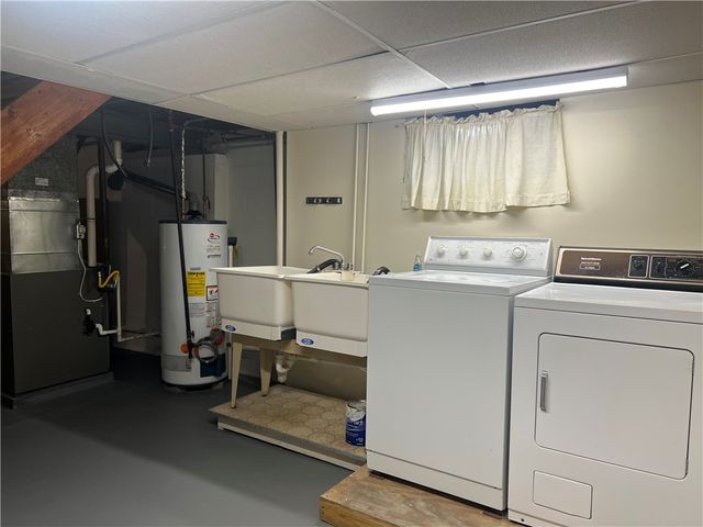 2971 Melvin Dr, Neshannock Twp, PA 16105