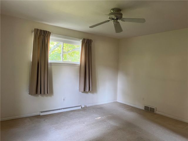 2971 Melvin Dr, Neshannock Twp, PA 16105