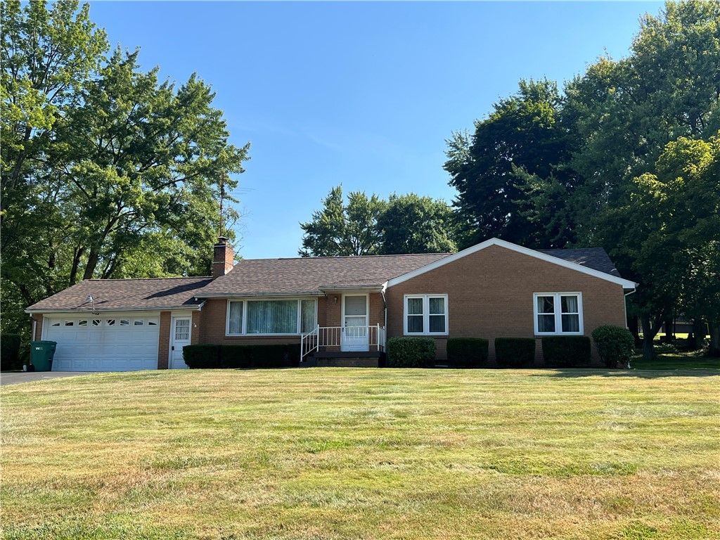 2971 Melvin Dr, Neshannock Twp, PA 16105