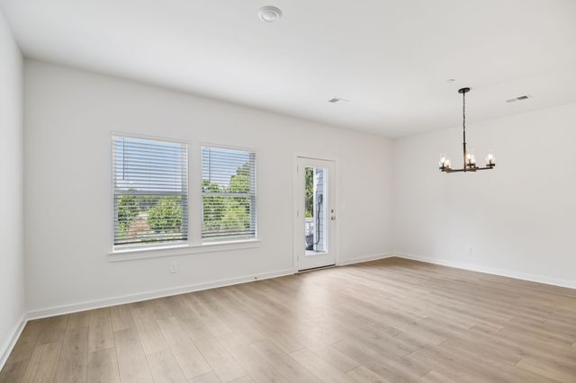 7167 Cedarcrest Ct, Fairview, TN 37062