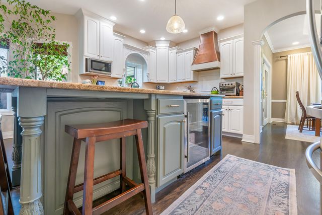 552 Shatz Drive N, Valparaiso, IN 46385
