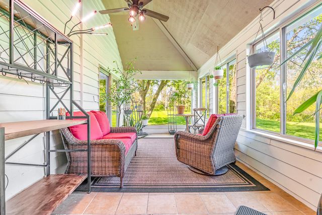 552 Shatz Drive N, Valparaiso, IN 46385