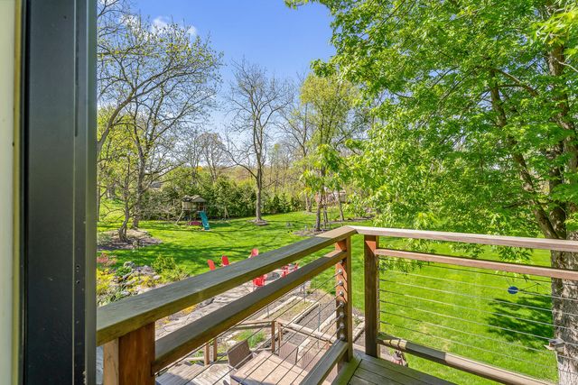 552 Shatz Drive N, Valparaiso, IN 46385