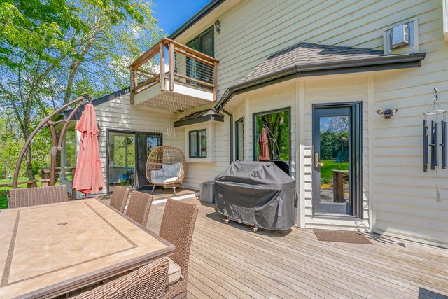 552 Shatz Drive N, Valparaiso, IN 46385