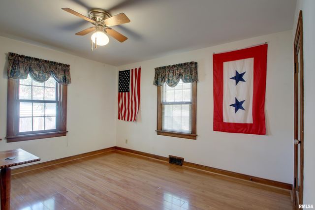 2305 SPRING Street, Quincy, IL 62301