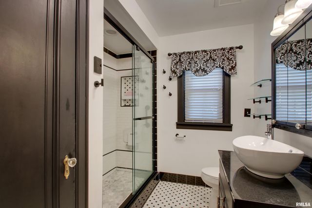 2305 SPRING Street, Quincy, IL 62301