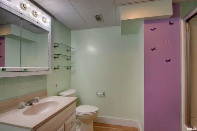 2305 SPRING Street, Quincy, IL 62301