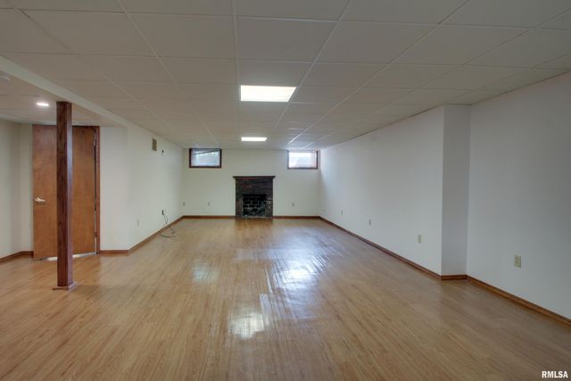 2305 SPRING Street, Quincy, IL 62301