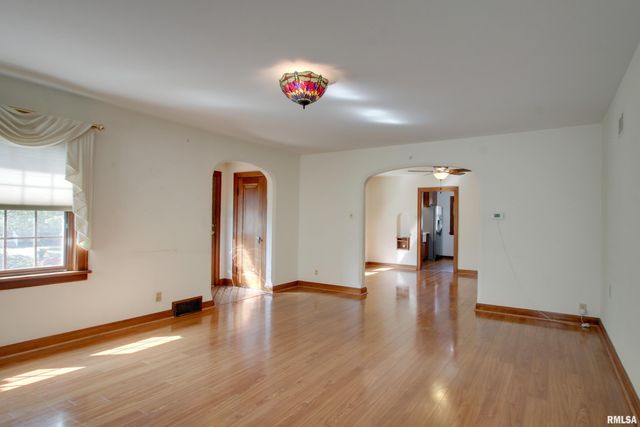 2305 SPRING Street, Quincy, IL 62301