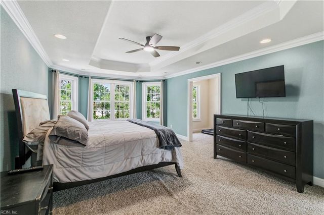 1716 Mount Airy CT, Virginia Beach, VA 23456