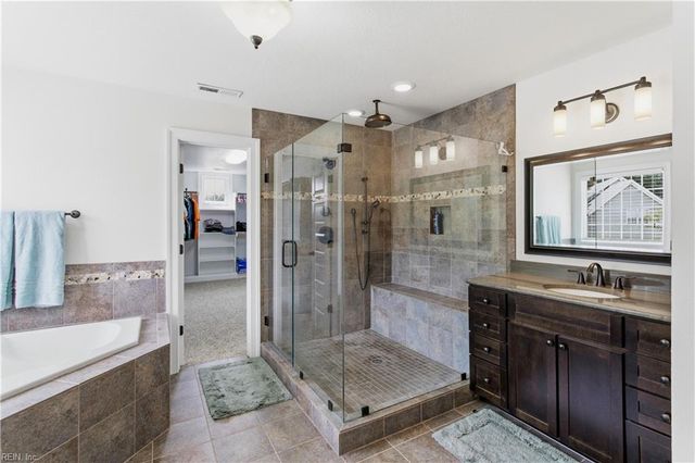 1716 Mount Airy CT, Virginia Beach, VA 23456
