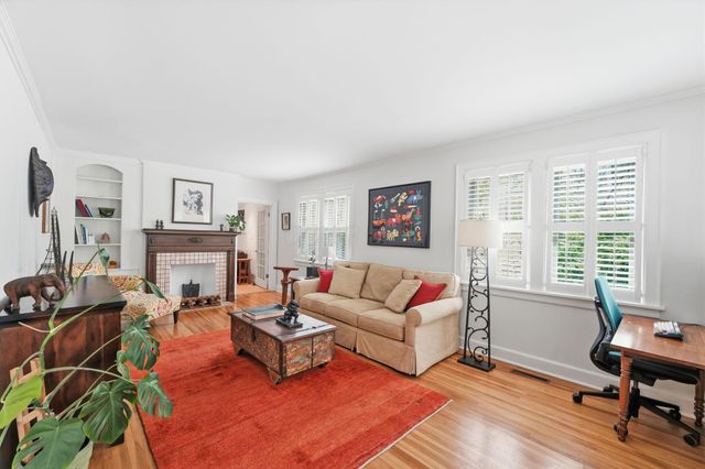82 S Remington Road, Bexley, OH 43209