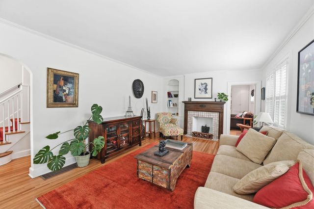 82 S Remington Road, Bexley, OH 43209