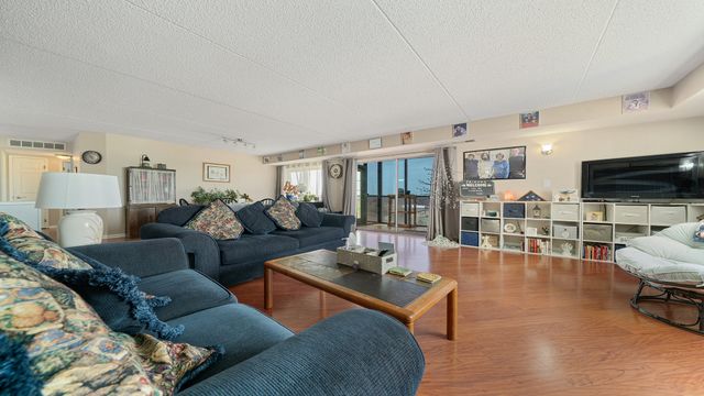 1133 N 7th Street 704, Rochelle, IL 61068