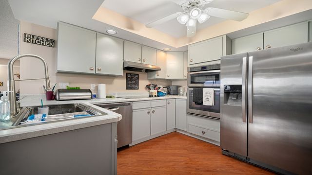 1133 N 7th Street 704, Rochelle, IL 61068