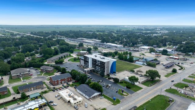 1133 N 7th Street 704, Rochelle, IL 61068