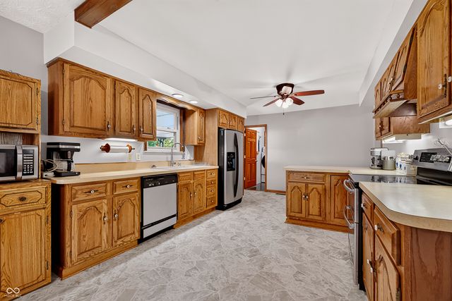 10420 Bradford Road, Avon, IN 46123
