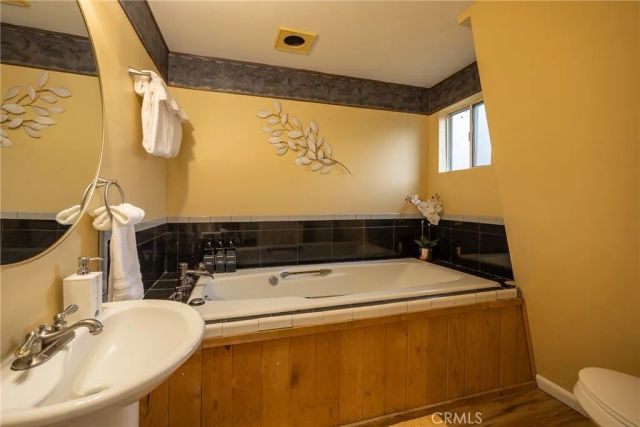 351 Pine Lane, Sugarloaf, CA 92386