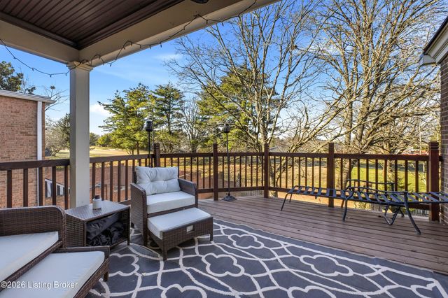 6718 Deep Creek Dr, Prospect, KY 40059