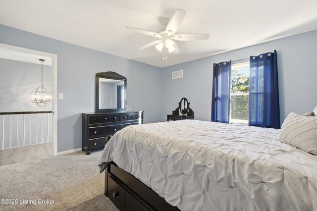 6718 Deep Creek Dr, Prospect, KY 40059