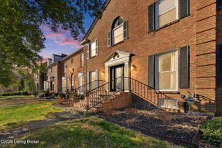 6718 Deep Creek Dr, Prospect, KY 40059