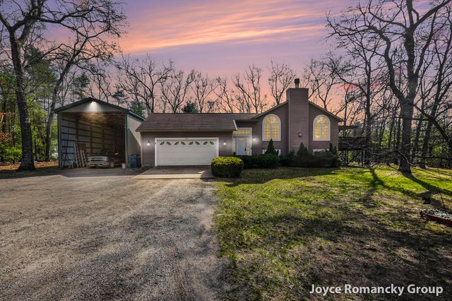 850 W White Lake Drive, Twin Lake, MI 49457