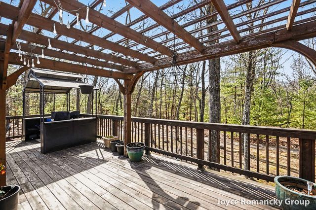 850 W White Lake Drive, Twin Lake, MI 49457
