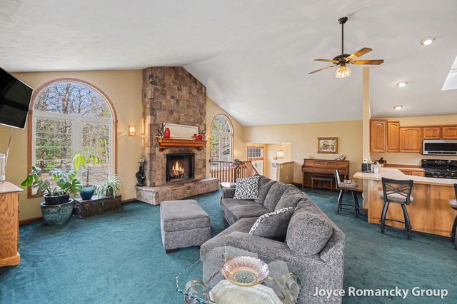 850 W White Lake Drive, Twin Lake, MI 49457
