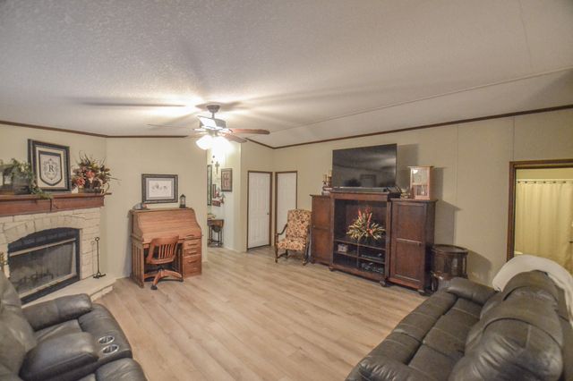 7821 Cr-3409, Chandler, TX 75758
