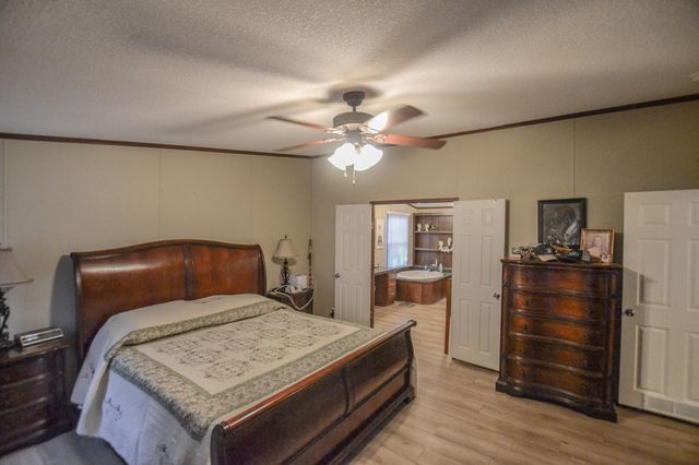 7821 Cr-3409, Chandler, TX 75758