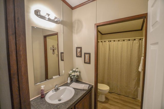 7821 Cr-3409, Chandler, TX 75758