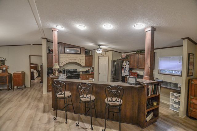 7821 Cr-3409, Chandler, TX 75758