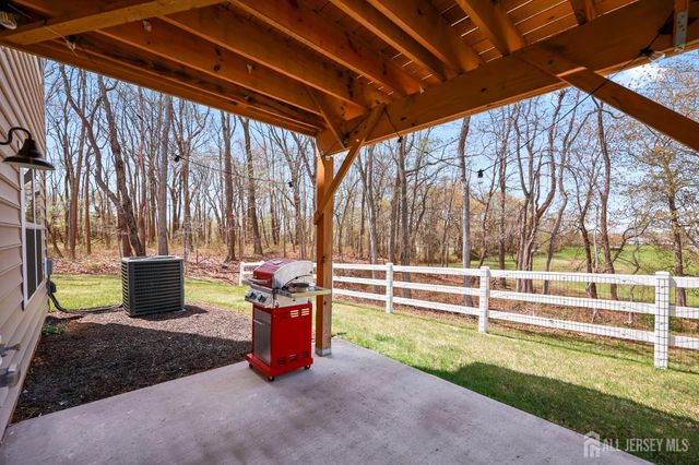 2701 Hayden Court, Monroe, NJ 08831