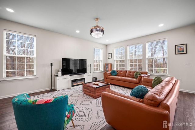 2701 Hayden Court, Monroe, NJ 08831